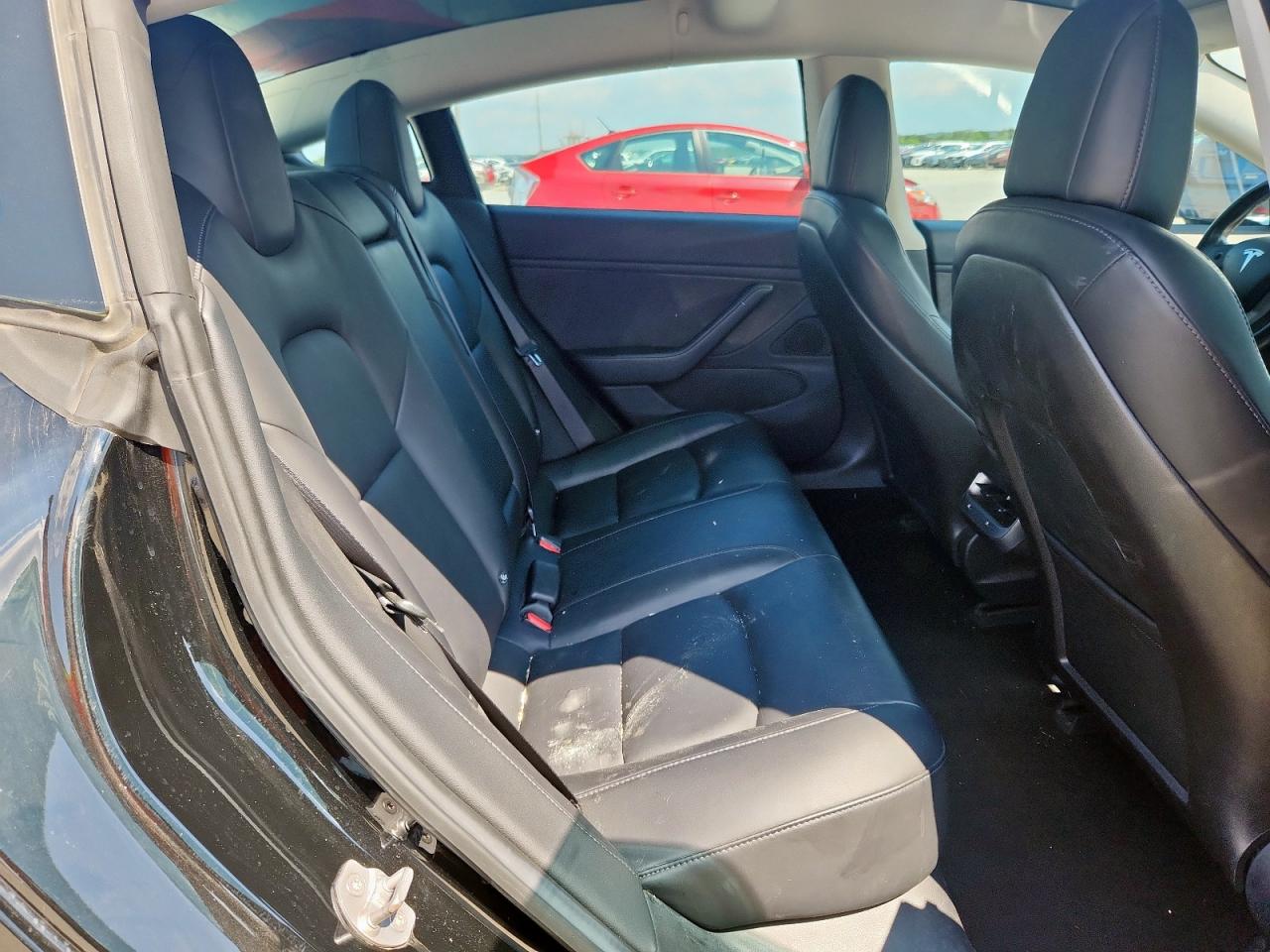 2018 Tesla Model 3 VIN: 5YJ3E1EA3JF042414 Lot: 70762685