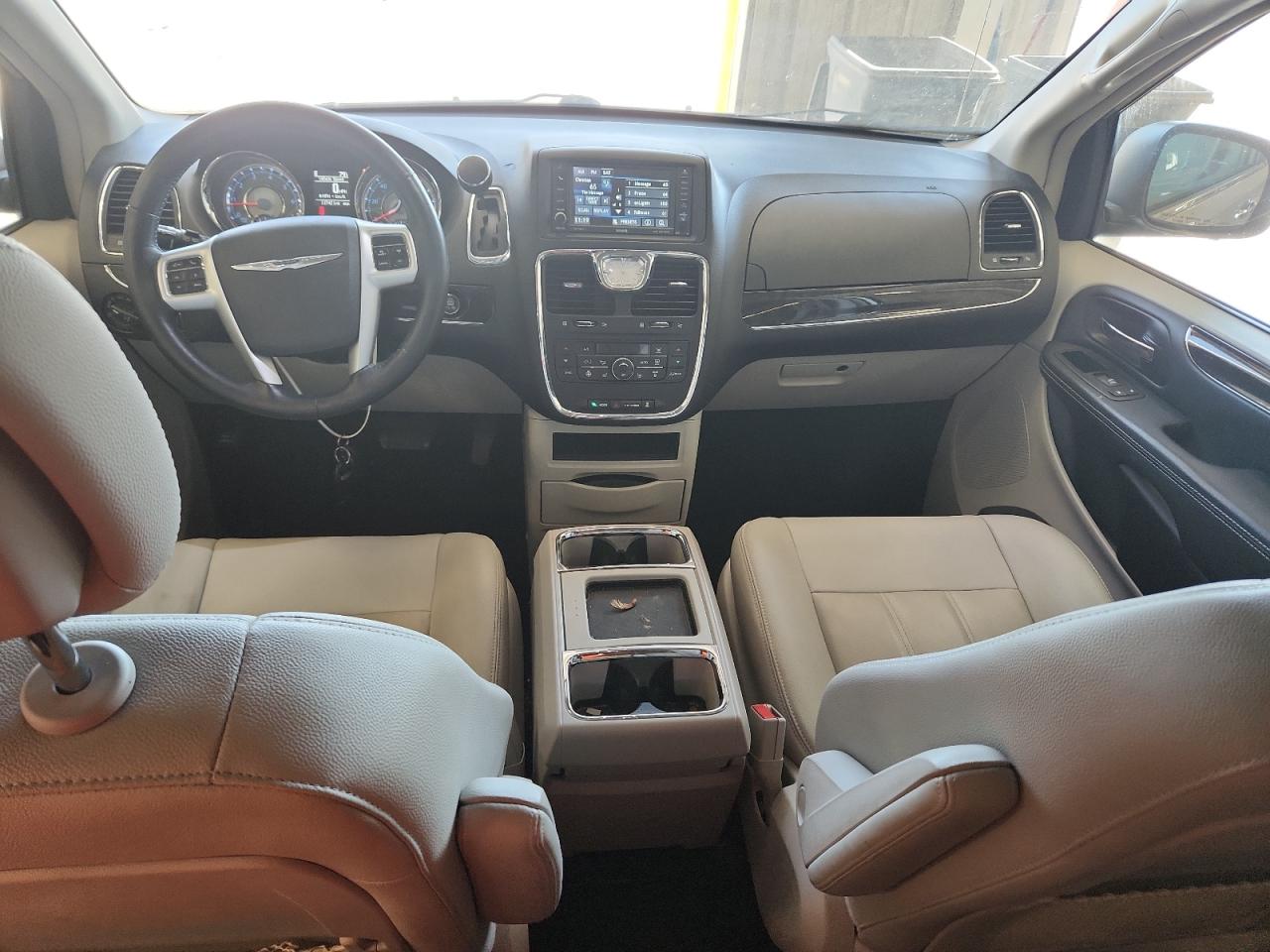 2016 Chrysler Town & Country Touring VIN: 2C4RC1BG3GR200112 Lot: 80831095