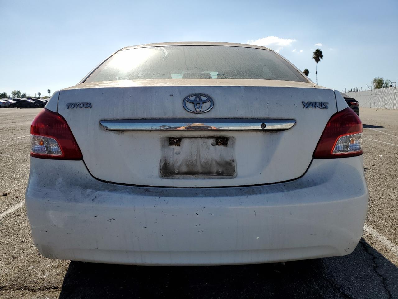 2008 Toyota Yaris VIN: JTDBT923381244162 Lot: 72028595