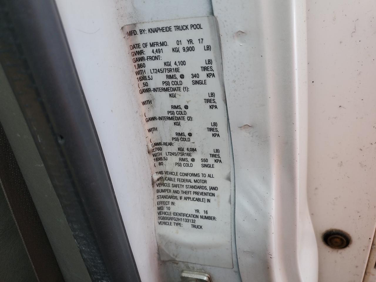 2017 Chevrolet Express VIN: 1GB0GRFG2H1133132 Lot: 71857155