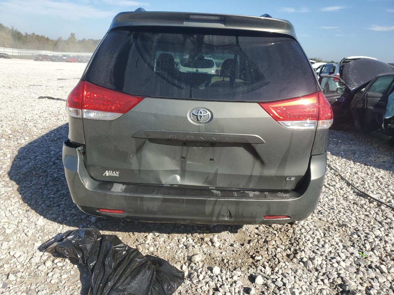 2012 Toyota Sienna Le VIN: 5TDKK3DC4CS179802 Lot: 84264155