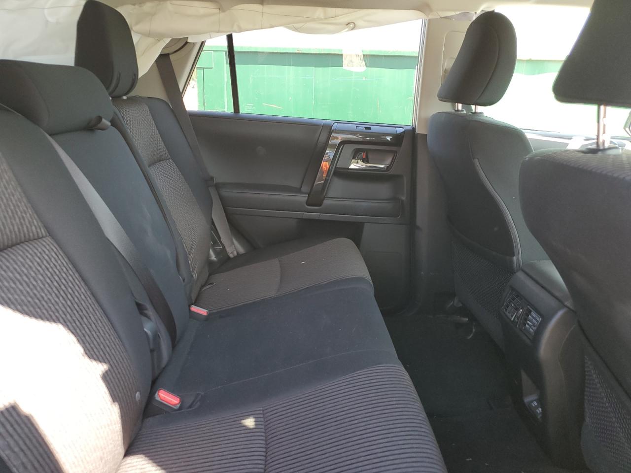 2021 Toyota 4Runner Sr5/Sr5 Premium VIN: JTEPU5JR2M5882984 Lot: 72052645