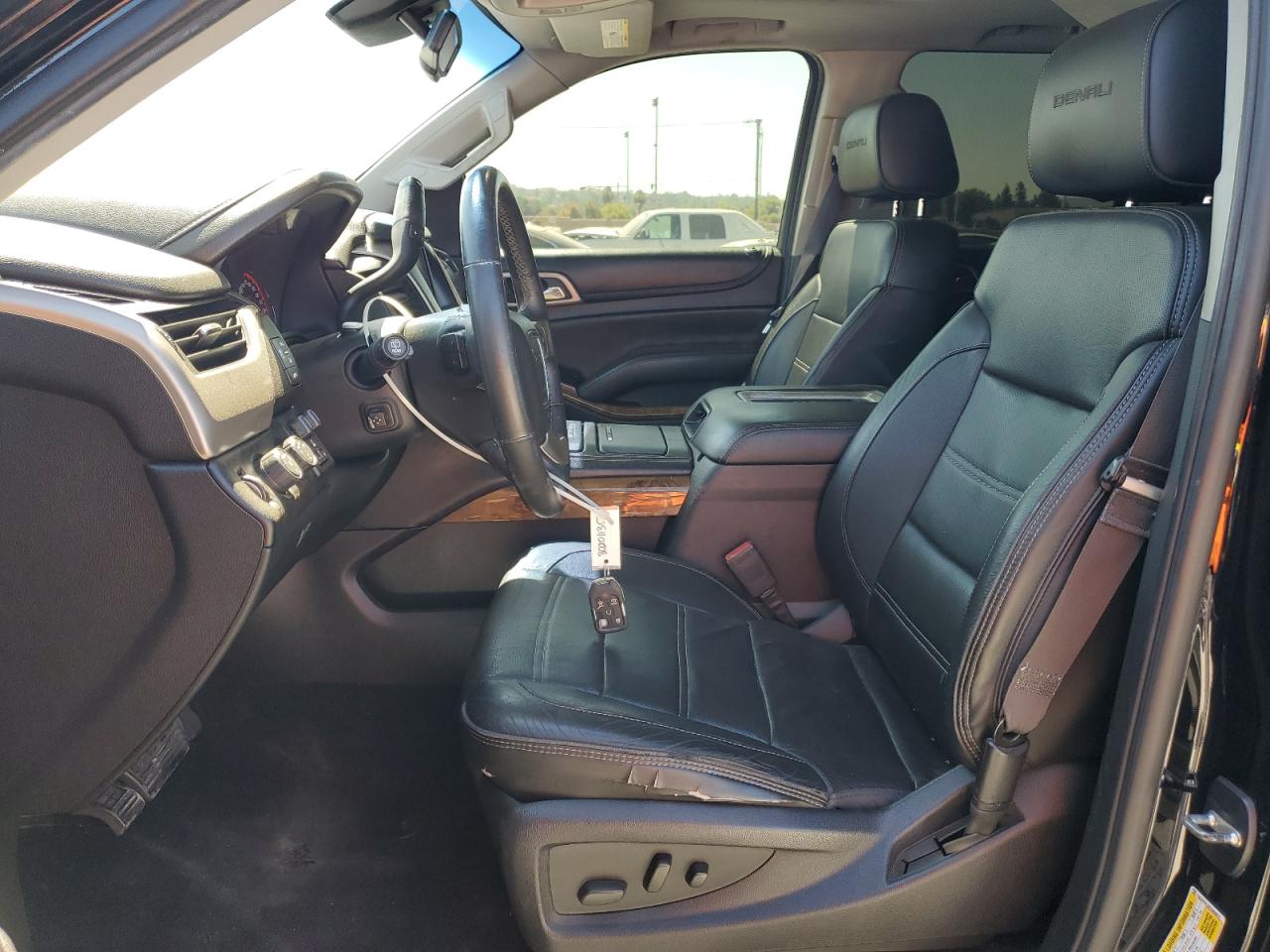 2015 GMC Yukon Denali VIN: 1GKS2CKJ2FR604815 Lot: 80201135