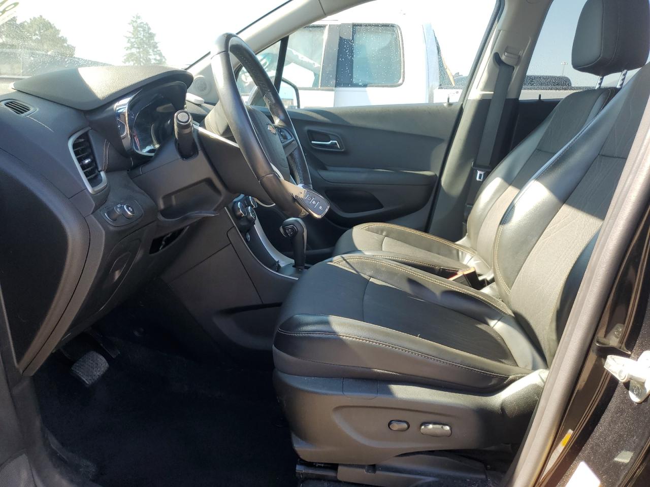 2019 Chevrolet Trax 1Lt VIN: 3GNCJLSB6KL402158 Lot: 84395065