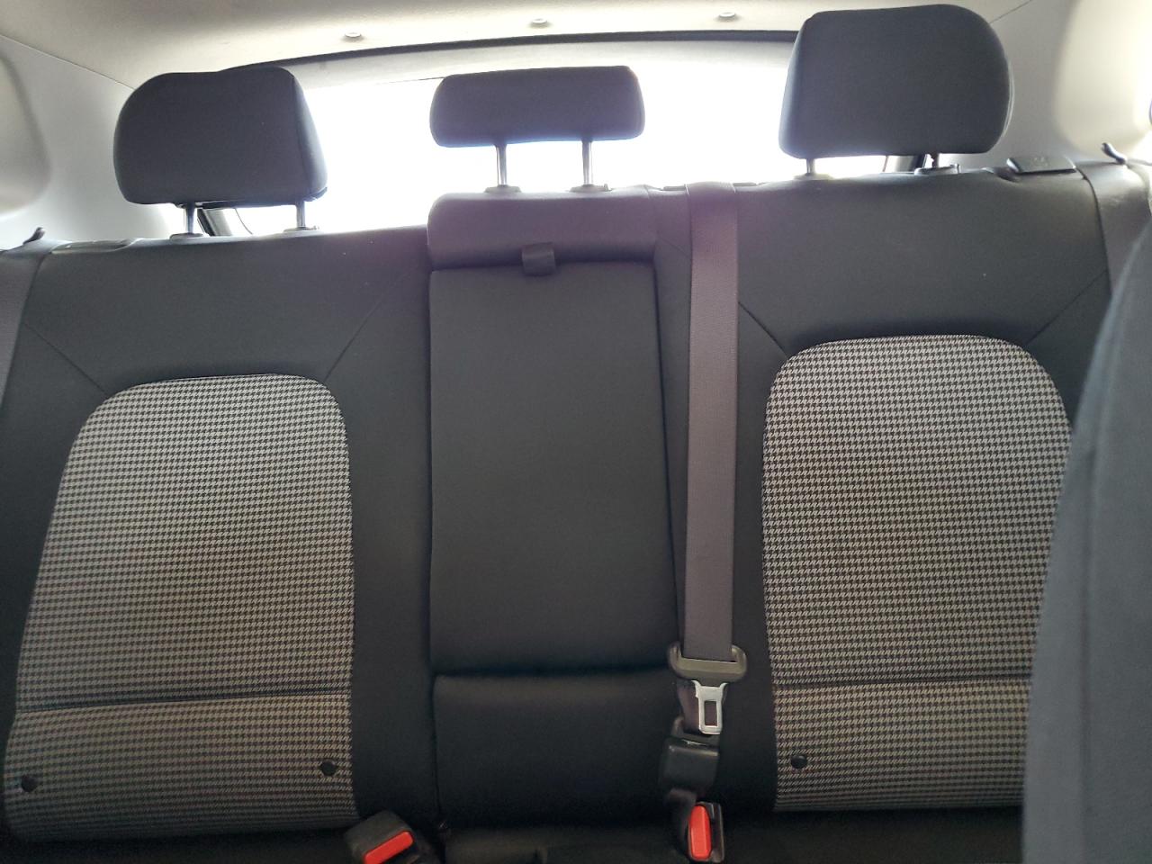 2020 Hyundai Kona Sel VIN: KM8K22AAXLU558016 Lot: 71003625