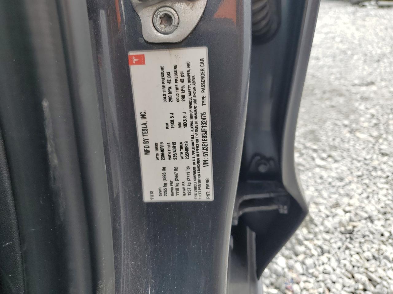 2018 Tesla Model 3 VIN: 5YJ3E1EB3JF132476 Lot: 80780125