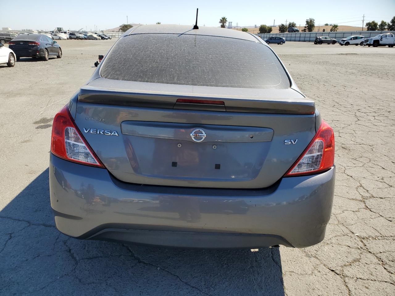 2018 Nissan Versa S VIN: 3N1CN7AP1JL845224 Lot: 83877835