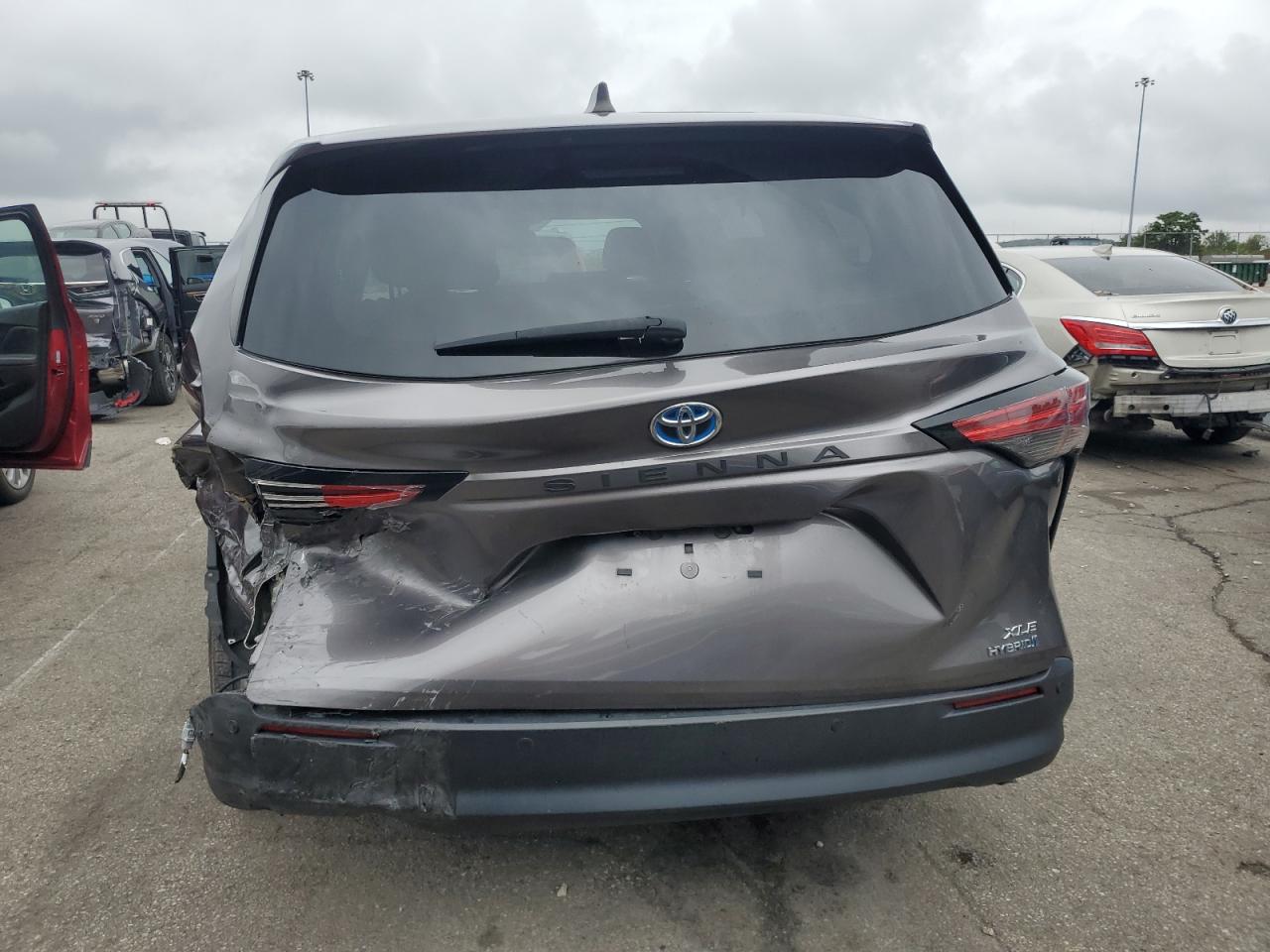 2021 Toyota Sienna Xle VIN: 5TDYRKEC3MS027493 Lot: 83945605