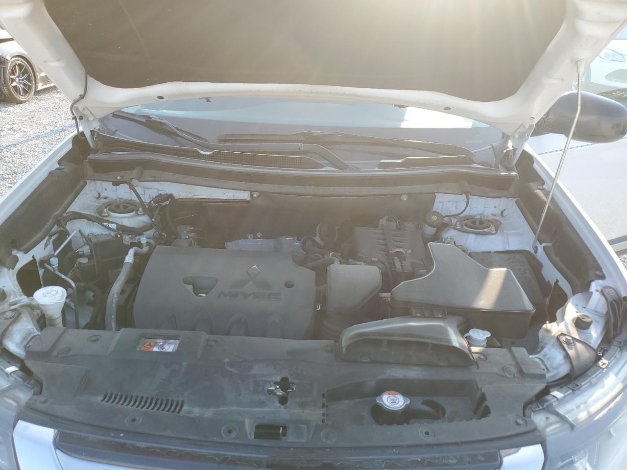 2016 Mitsubishi Outlander Es VIN: JA4AD2A33GZ051828 Lot: 81415685