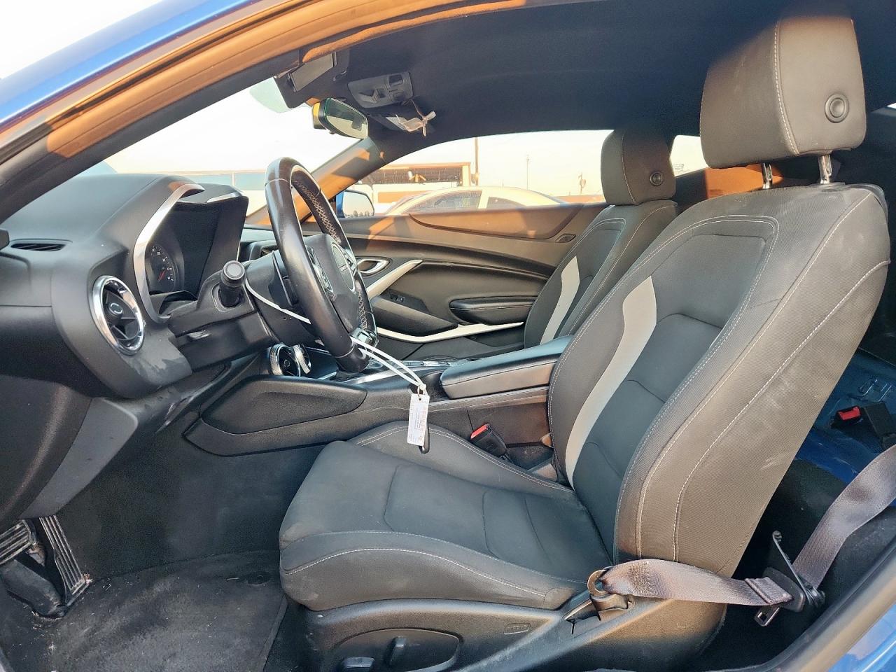 2016 Chevrolet Camaro Lt VIN: 1G1FB1RX5G0191041 Lot: 83772915