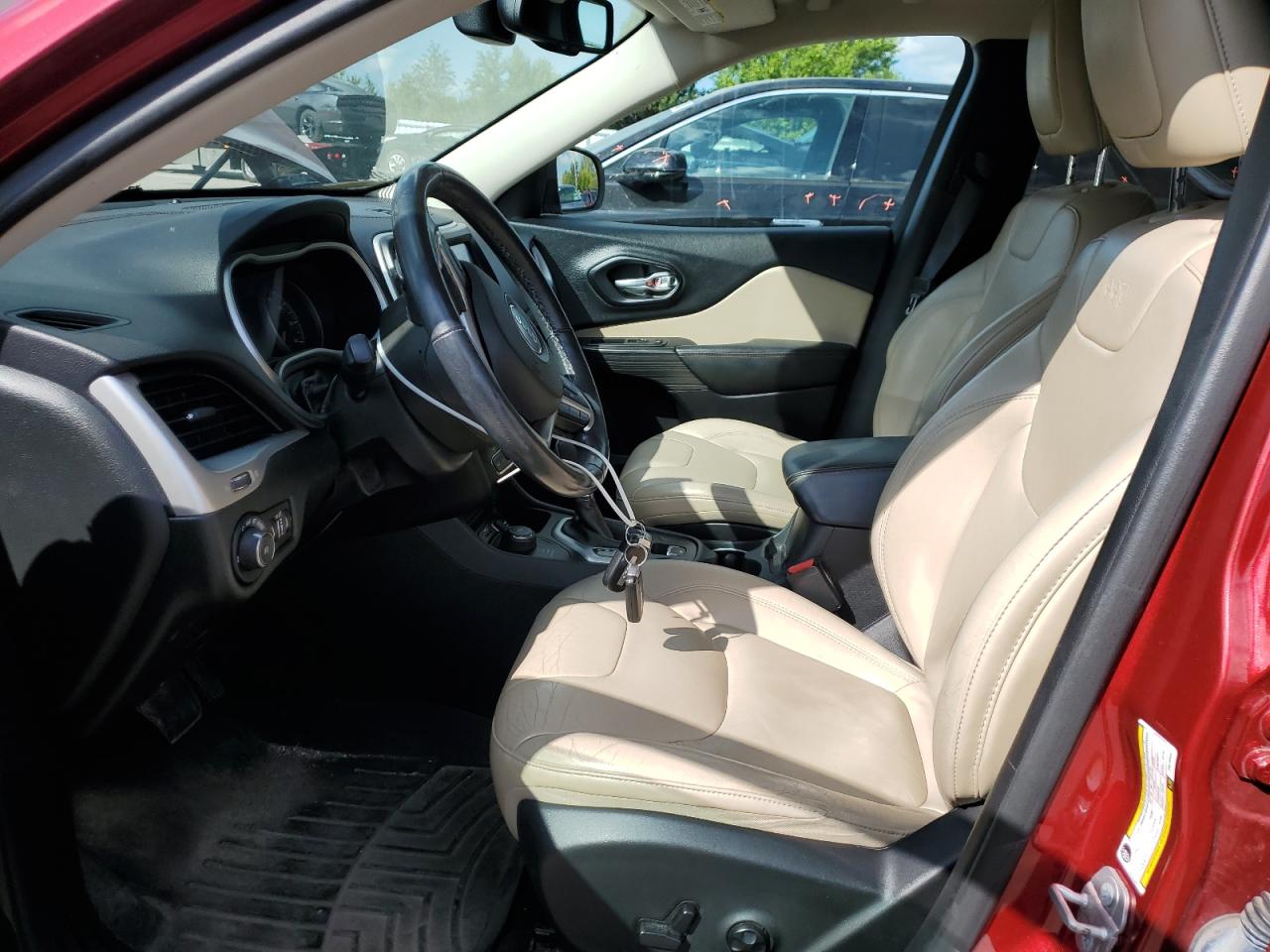 2015 Jeep Cherokee Limited VIN: 1C4PJMDB6FW749437 Lot: 84152535