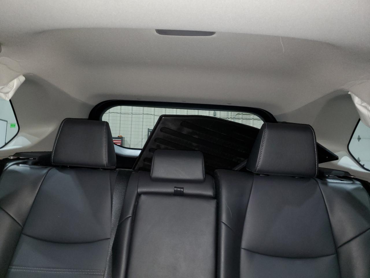 2024 Toyota Rav4 Xle Premium VIN: 2T3B6RFV8RW050006 Lot: 84461645