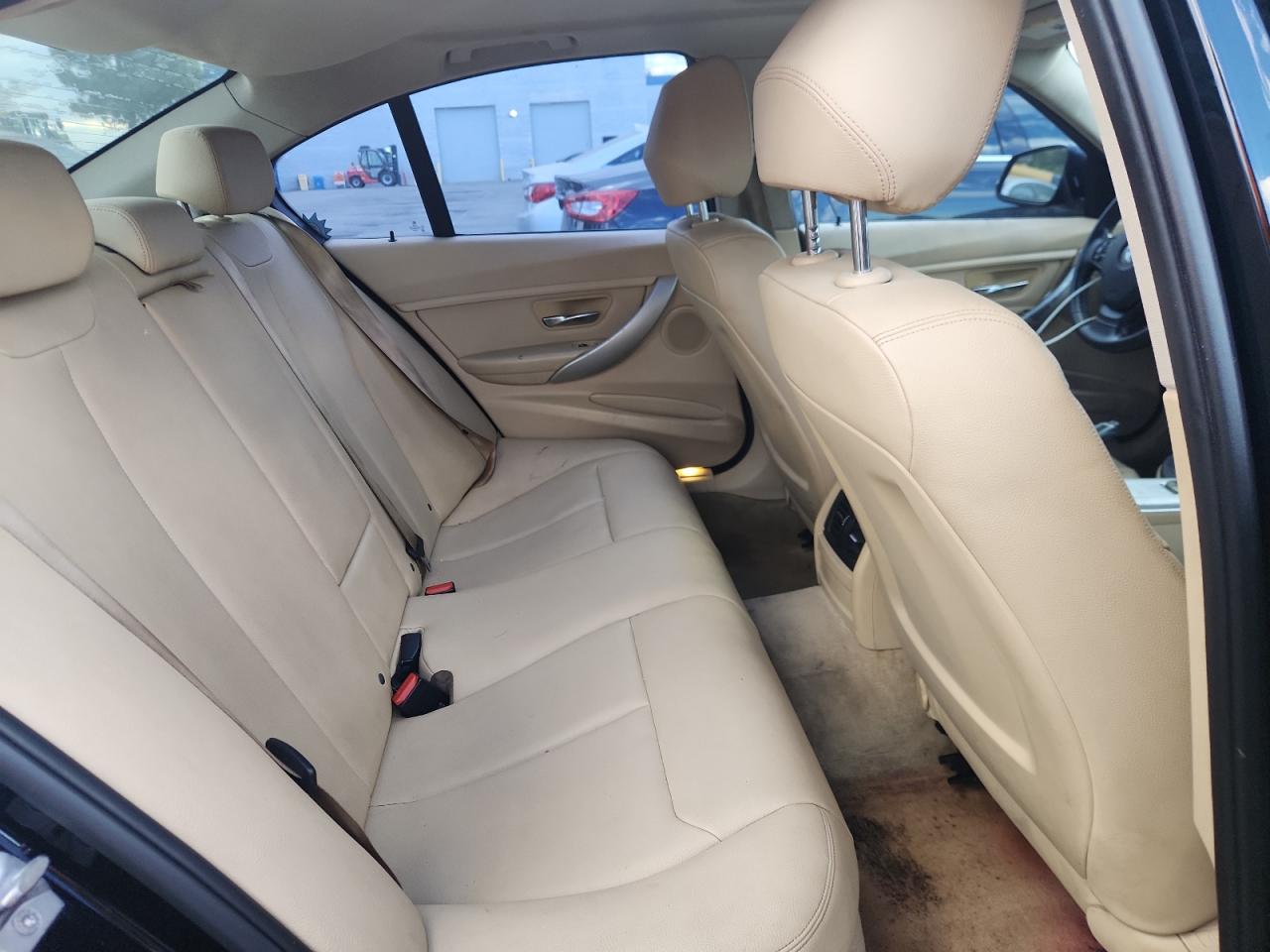 2014 BMW 320 I VIN: WBA3B1G58ENT00746 Lot: 70850295