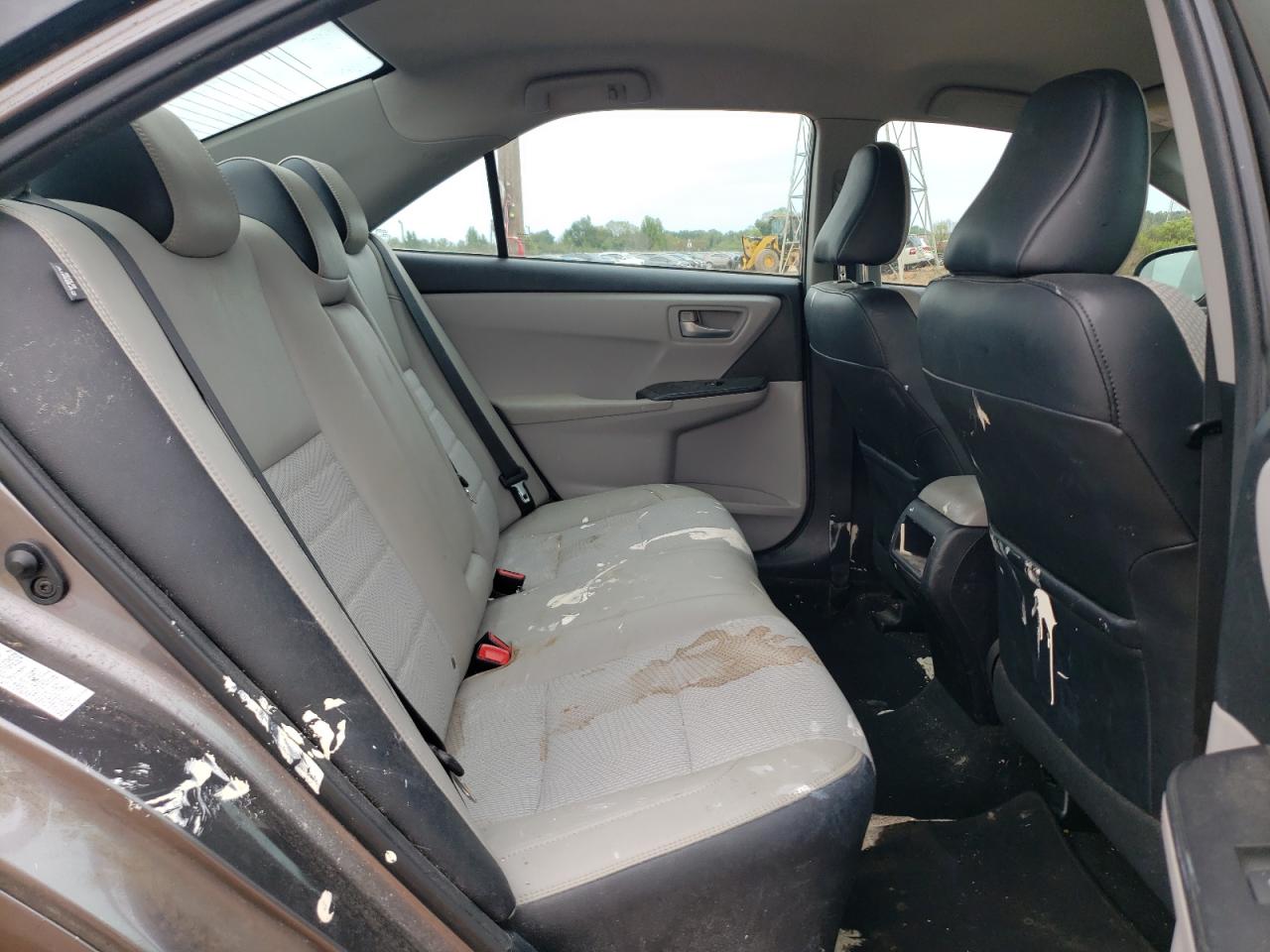 2017 Toyota Camry Le VIN: 4T1BF1FK3HU454703 Lot: 81981395