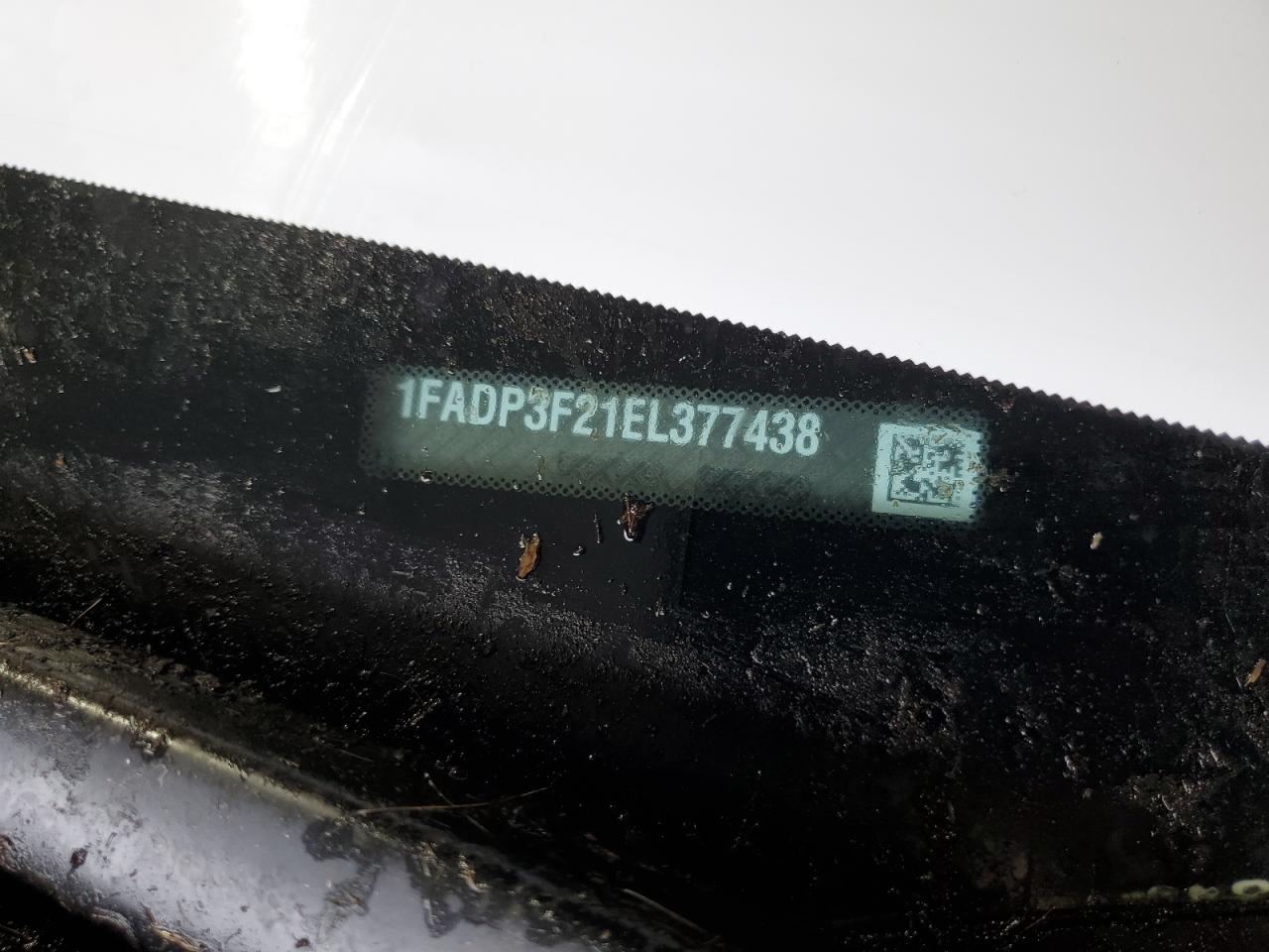 2014 Ford Focus Se VIN: 1FADP3F21EL377438 Lot: 71886735