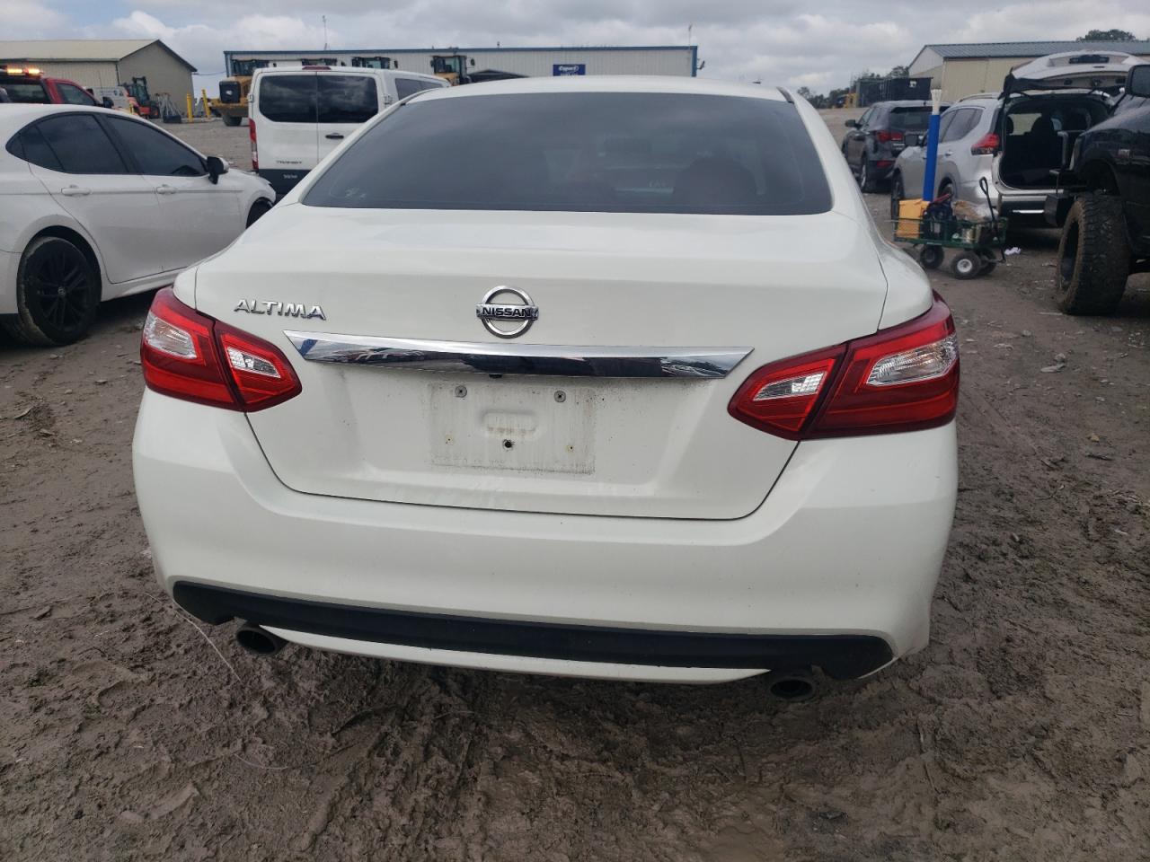 2017 Nissan Altima 2.5 VIN: 1N4AL3AP8HC295079 Lot: 84059125