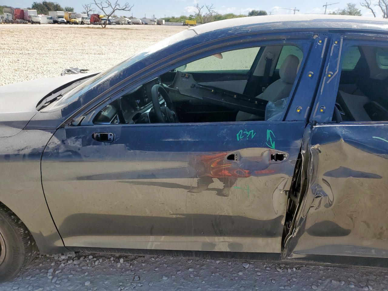 2022 Kia K5 Lxs VIN: 5XXG14J26NG101617 Lot: 70696835