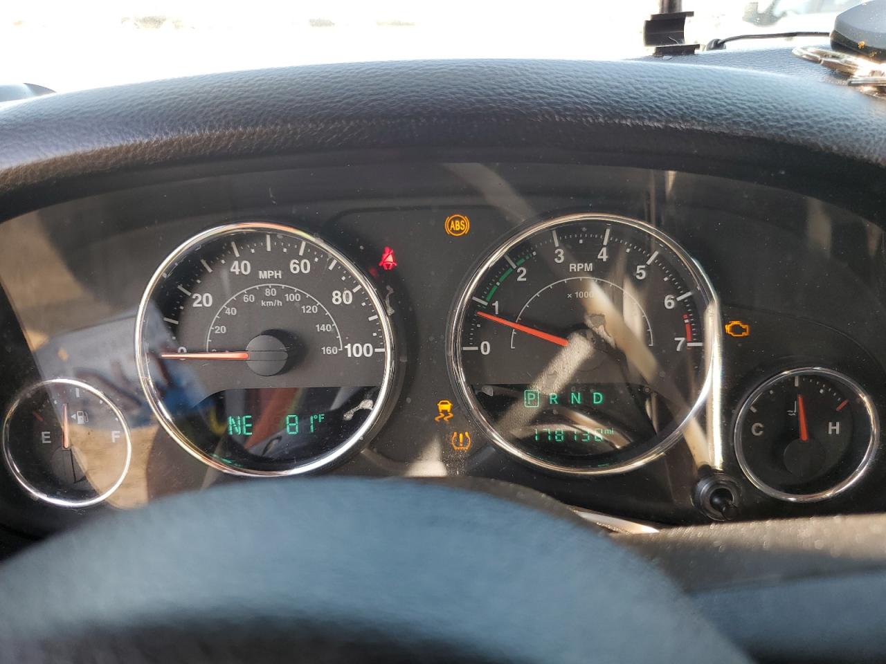 2015 Jeep Wrangler Unlimited Sport VIN: 1C4BJWDG2FL673847 Lot: 81019585