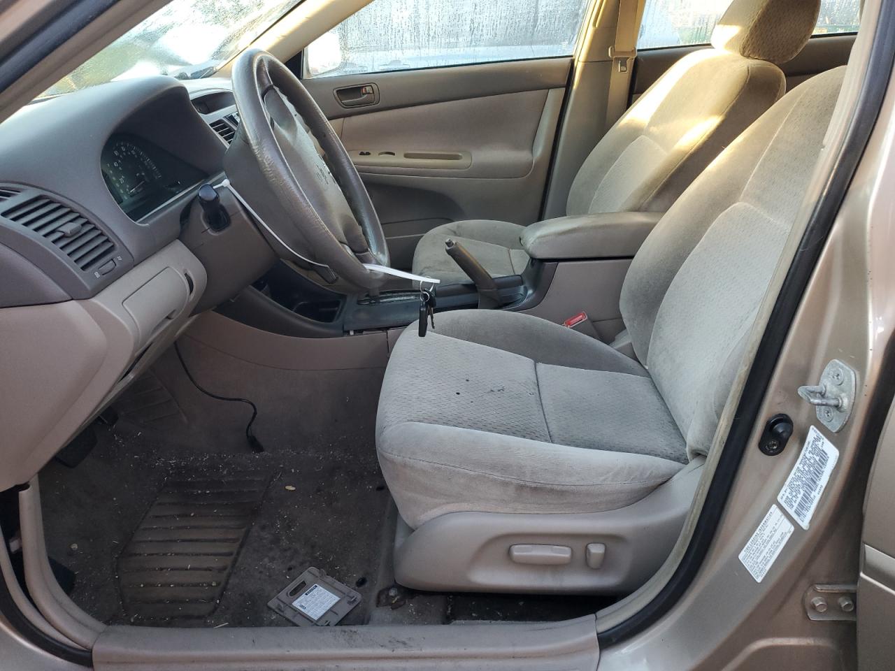 2003 Toyota Camry Le VIN: 4T1BE32K43U150728 Lot: 84054755