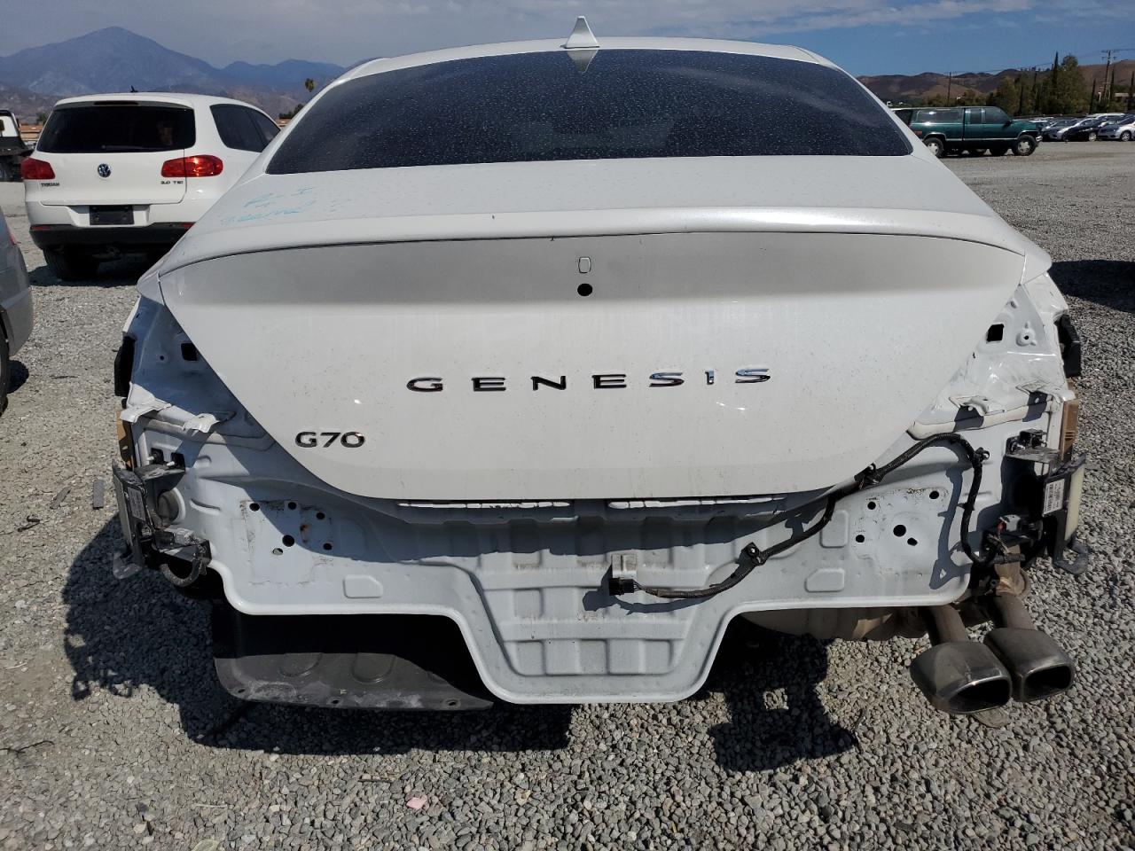 2022 Genesis G70 Base VIN: KMTG34TA8NU092235 Lot: 81439185