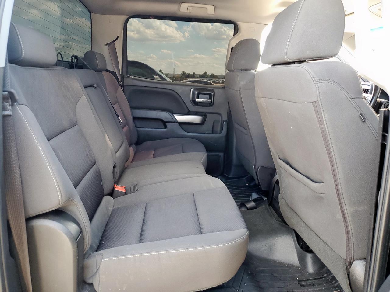 2018 Chevrolet Silverado C1500 Lt VIN: 3GCPCREC0JG325466 Lot: 84241875