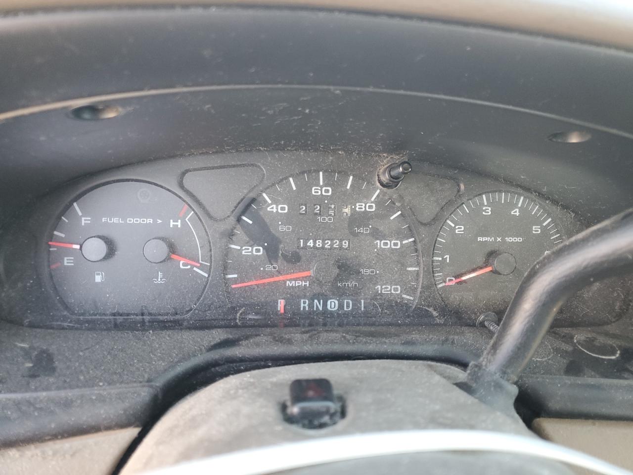 2002 Ford Taurus Ses VIN: 1FAFP55222G233035 Lot: 81814165