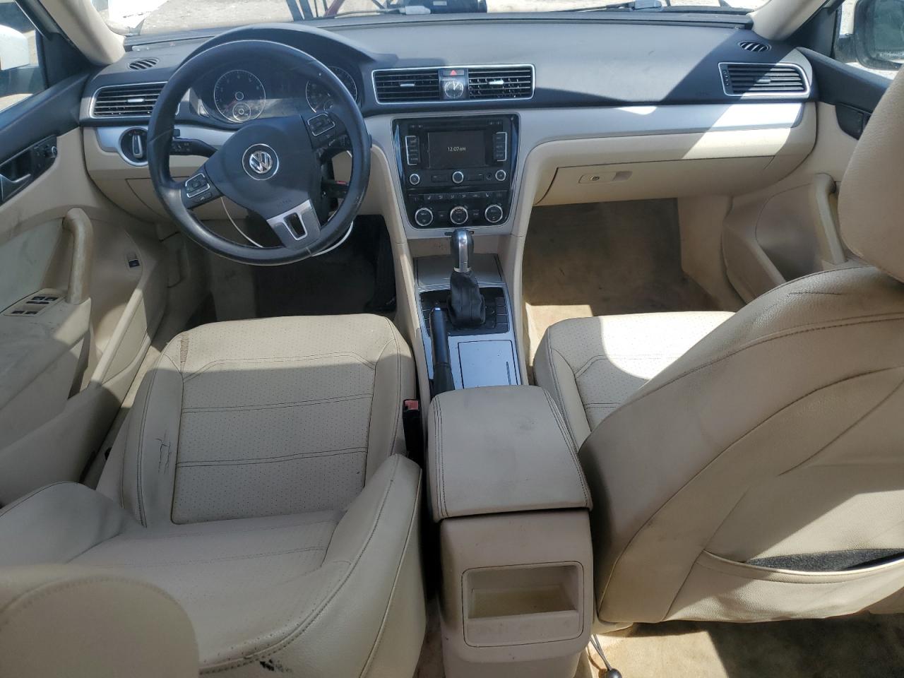 2012 Volkswagen Passat Se VIN: 1VWBH7A35CC048175 Lot: 81712425