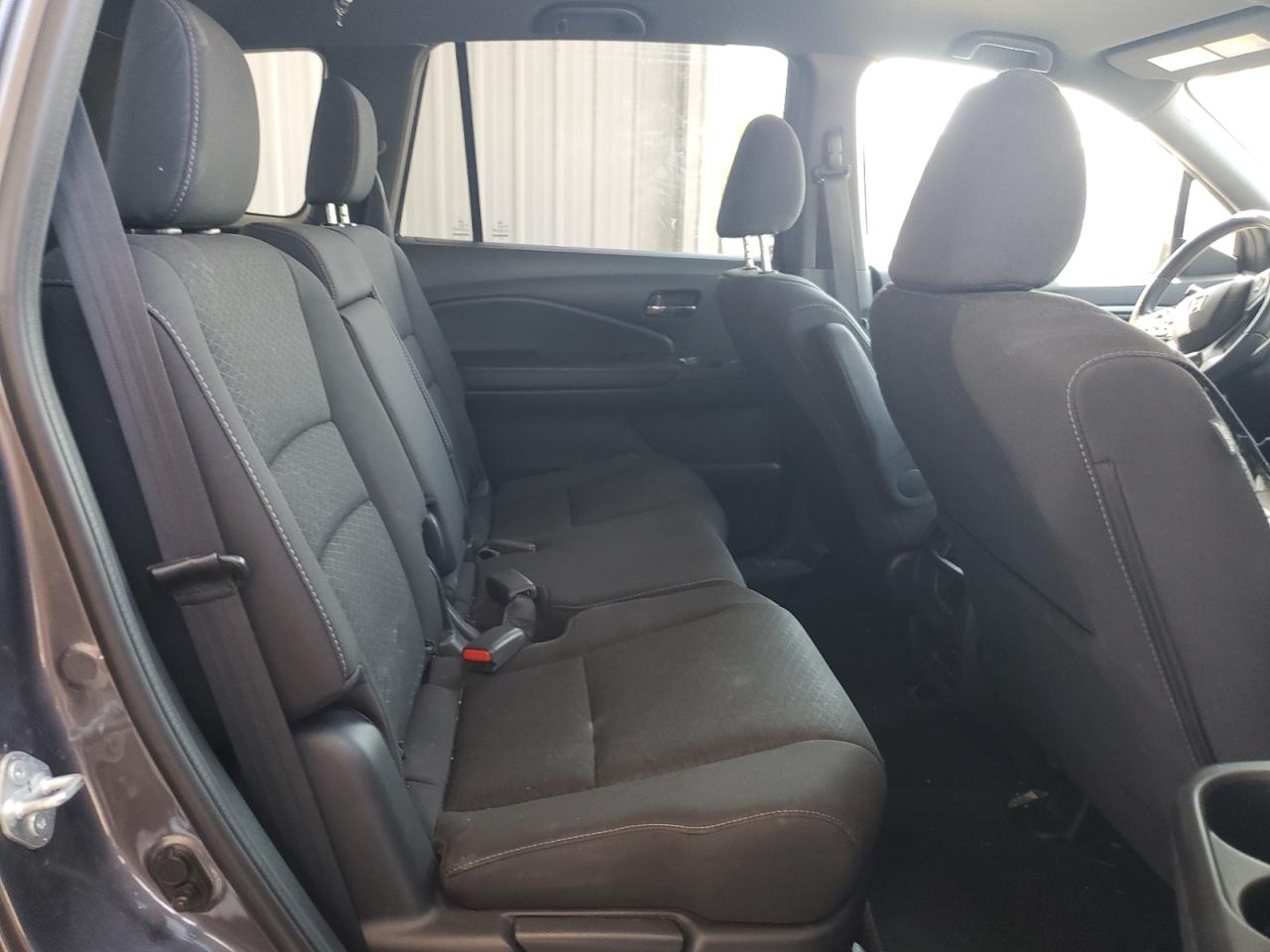 2021 Honda Passport Sport VIN: 5FNYF8H28MB018095 Lot: 81680455