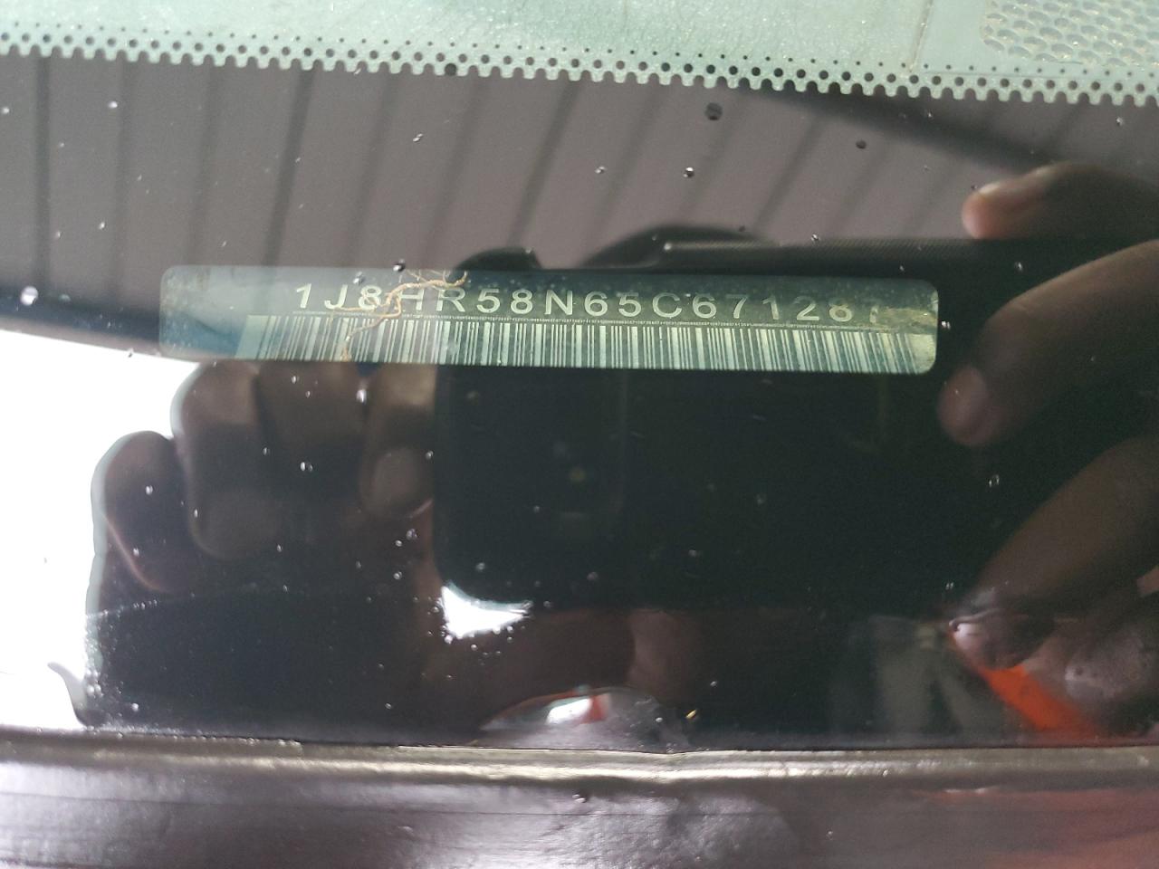 2005 Jeep Grand Cherokee Limited VIN: 1J8HR58N65C671287 Lot: 81713905