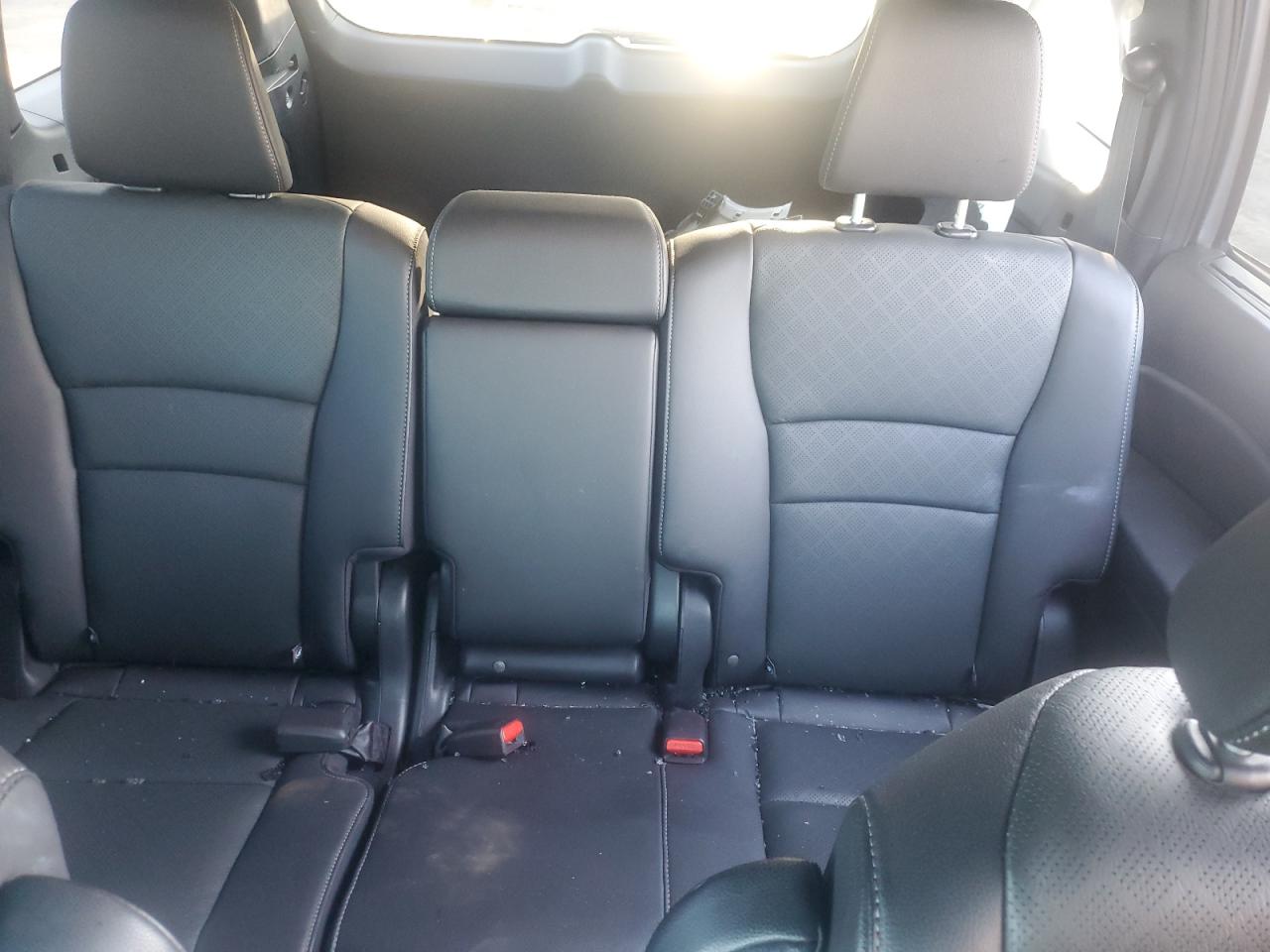 2020 Honda Passport Touring VIN: 5FNYF8H92LB010179 Lot: 82065135