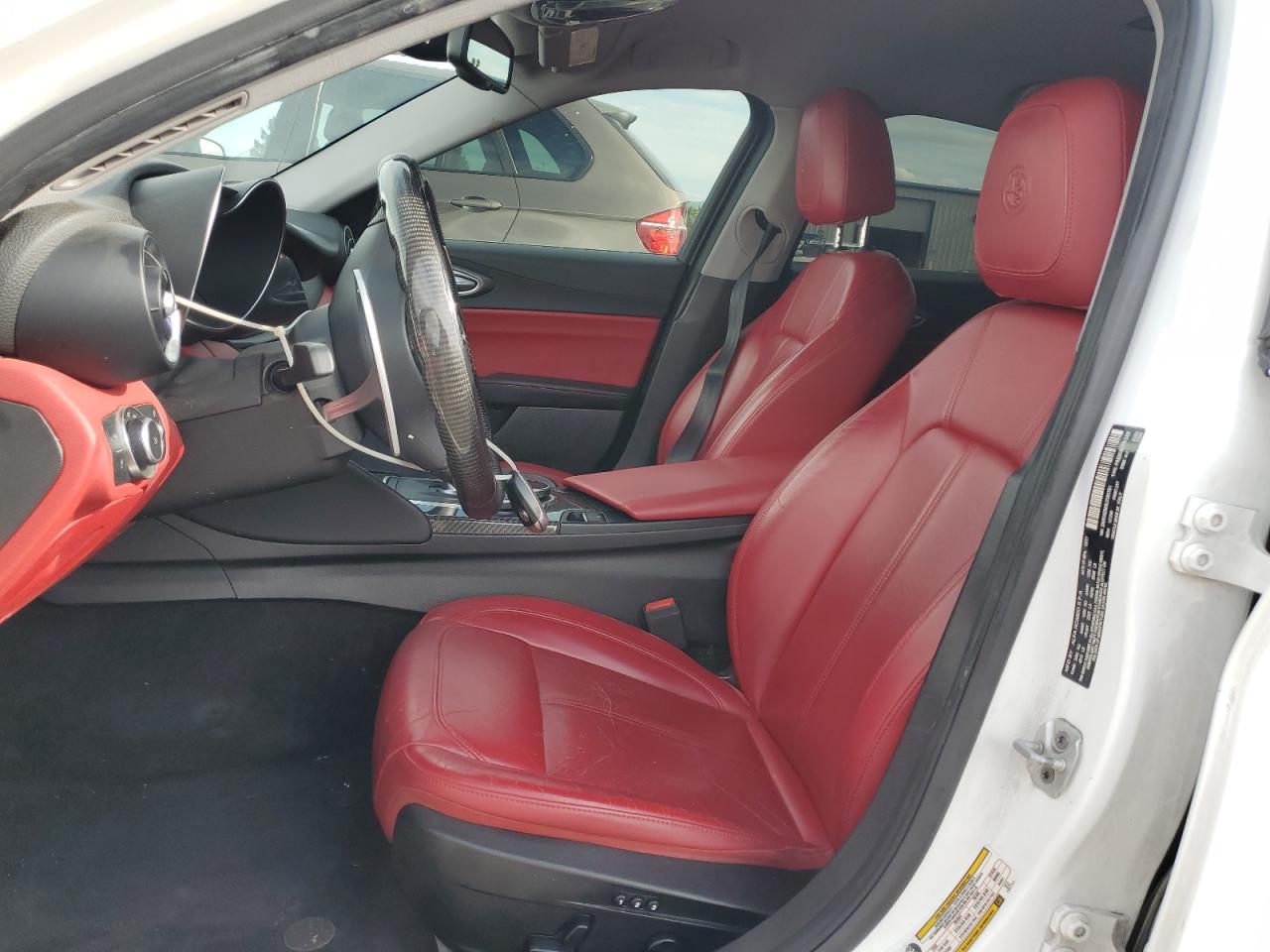 2018 Alfa Romeo Giulia VIN: ZARFAEBN5J7581751 Lot: 84796695