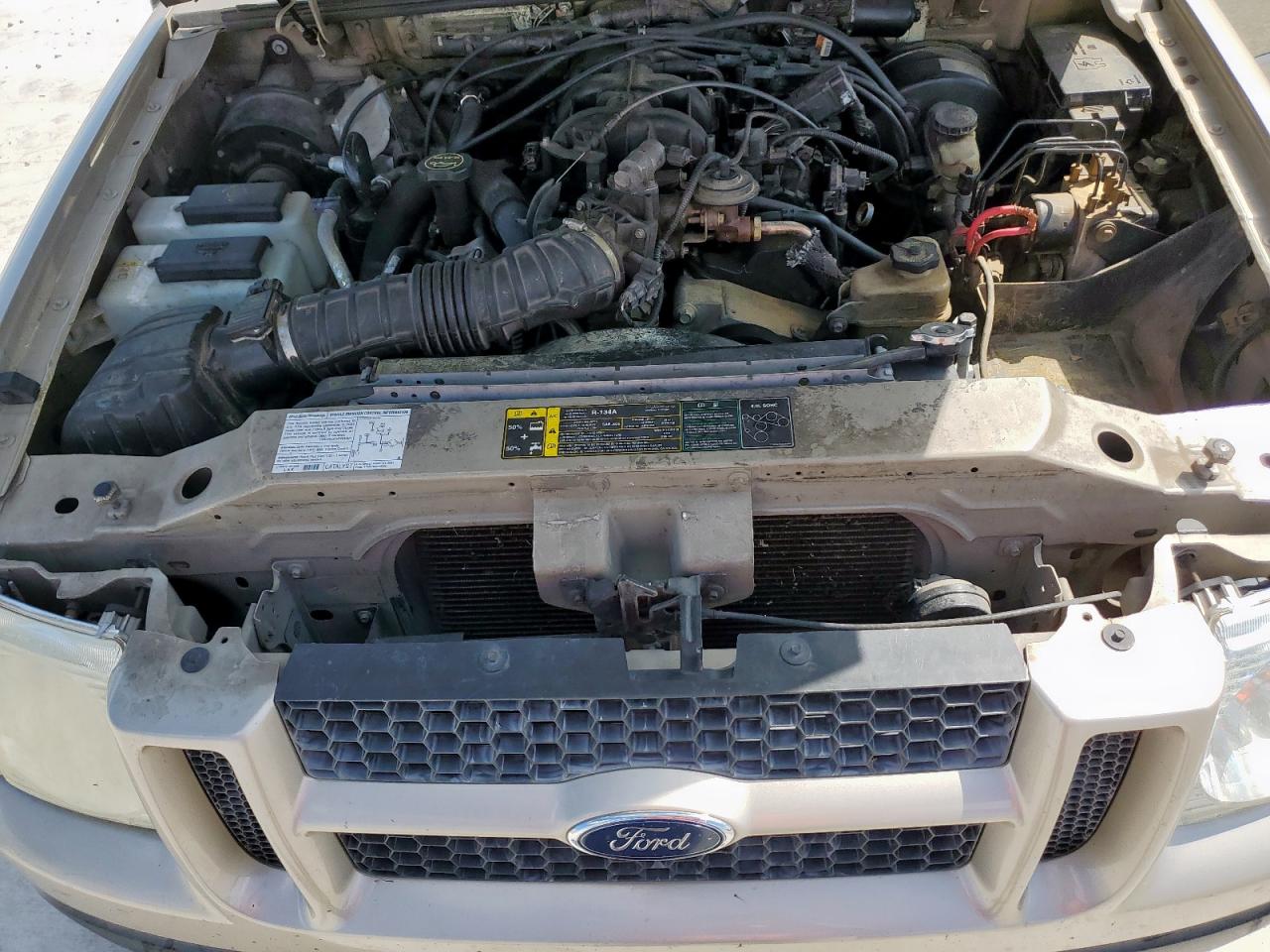 2004 Ford Explorer Sport Trac VIN: 1FMZU67KX4UB93855 Lot: 81592215