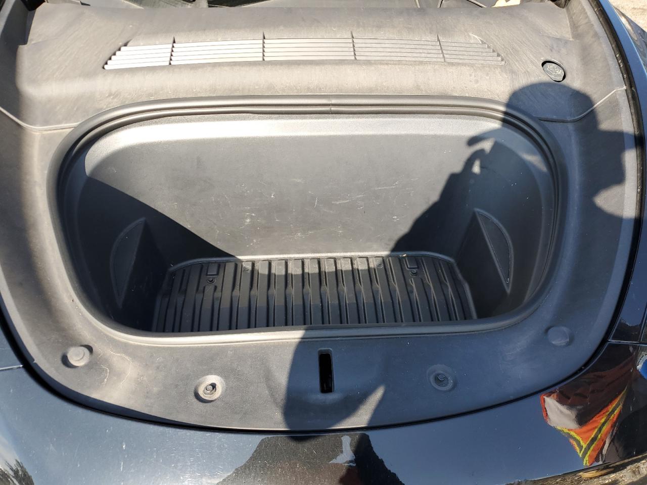 2023 Tesla Model Y VIN: 7SAYGDEE6PA181160 Lot: 71711575