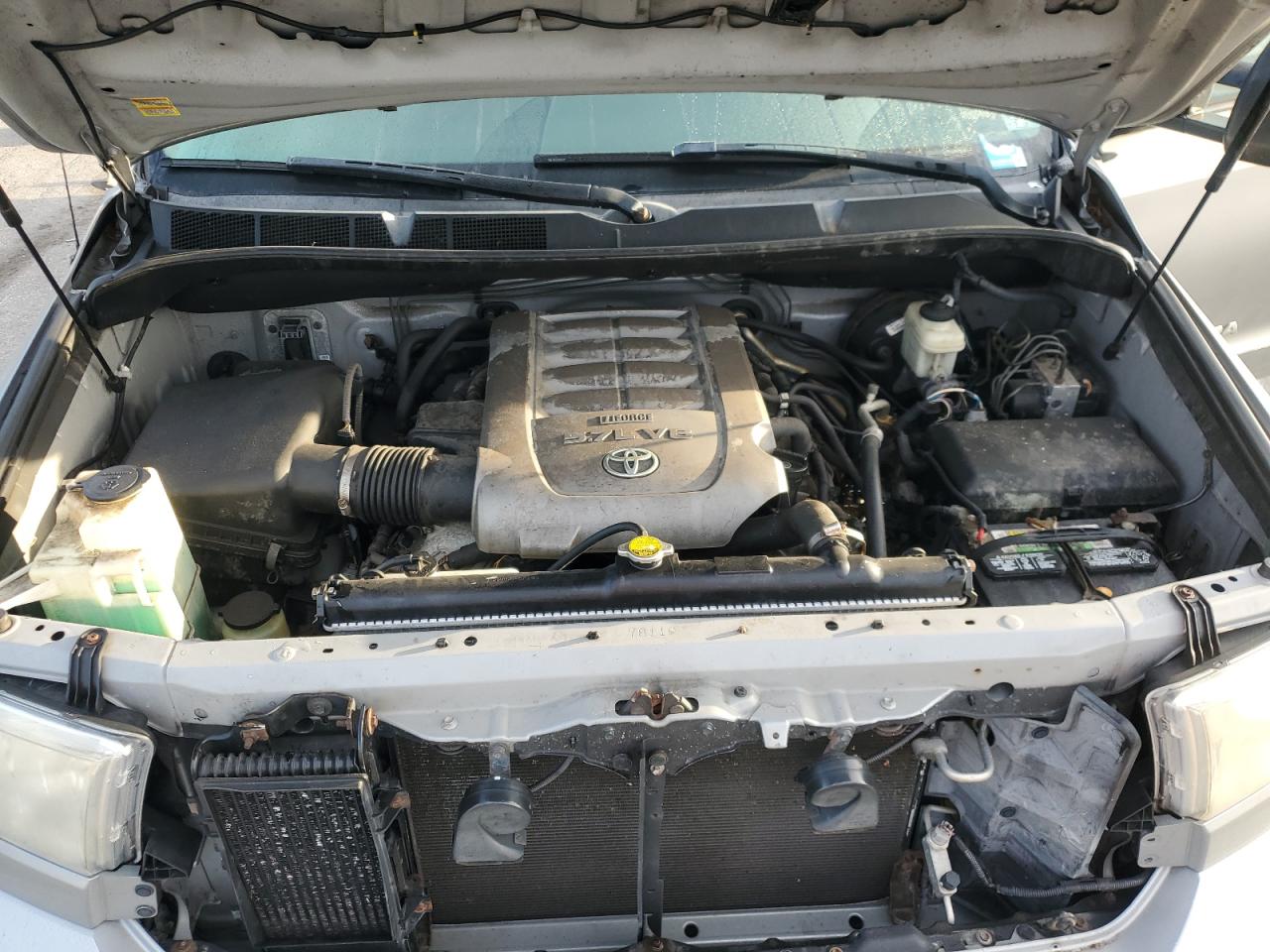 2008 Toyota Tundra Crewmax VIN: 5TBDV54198S511095 Lot: 81445995