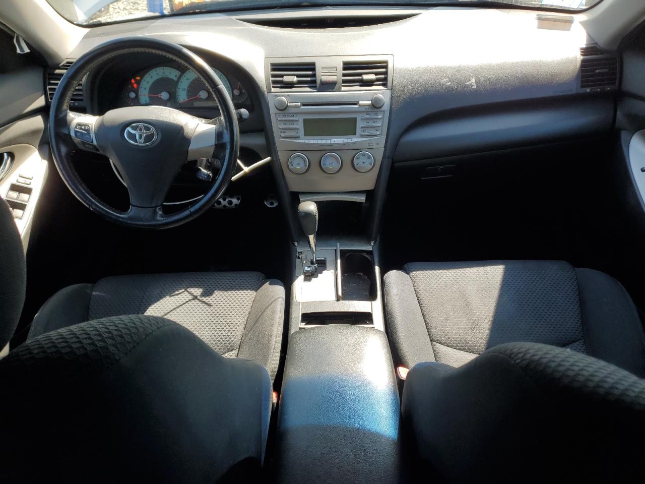 2010 Toyota Camry Base VIN: 4T1BF3EK8AU554265 Lot: 72015065