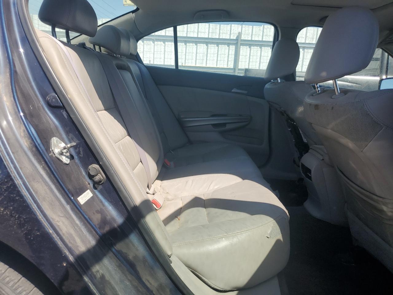 2010 Honda Accord Exl VIN: 5KBCP3F81AB014789 Lot: 71499685