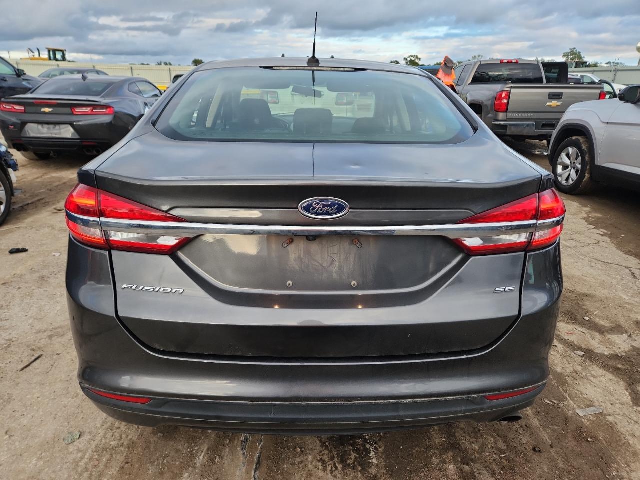2018 Ford Fusion Se VIN: 3FA6P0H71JR104611 Lot: 82157285