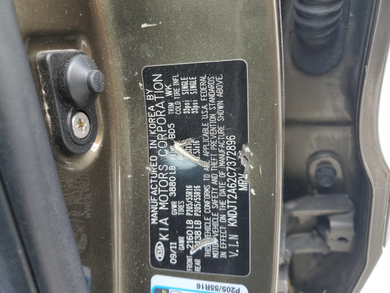 2012 Kia Soul + VIN: KNDJT2A62C7372896 Lot: 81384485