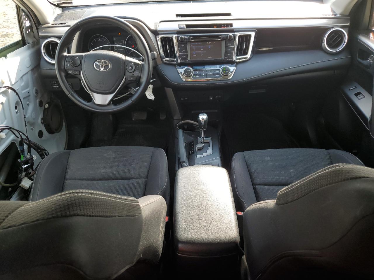 2017 Toyota Rav4 Xle VIN: JTMRFREV0HJ135936 Lot: 81009715
