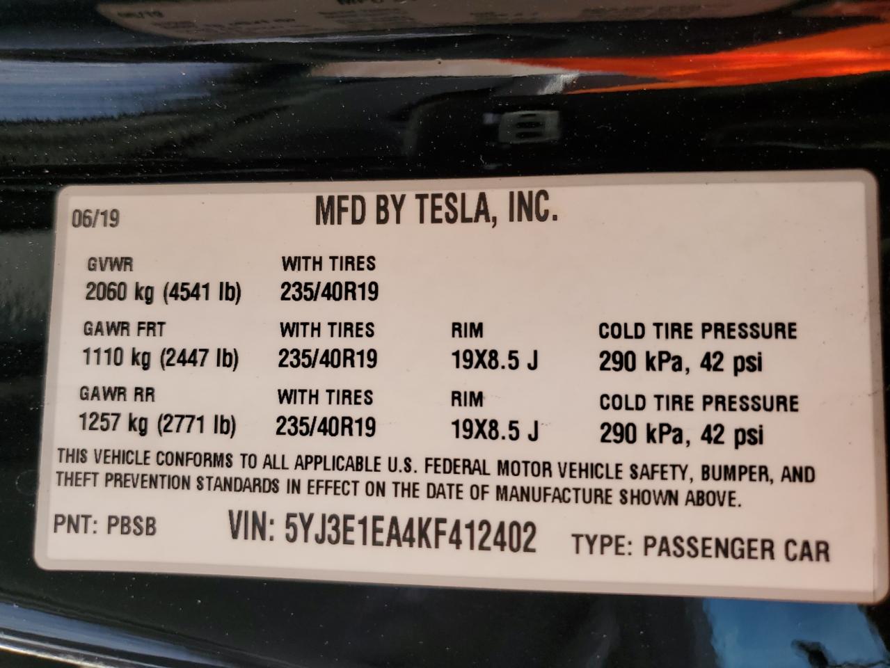 2019 Tesla Model 3 VIN: 5YJ3E1EA4KF412402 Lot: 84282345