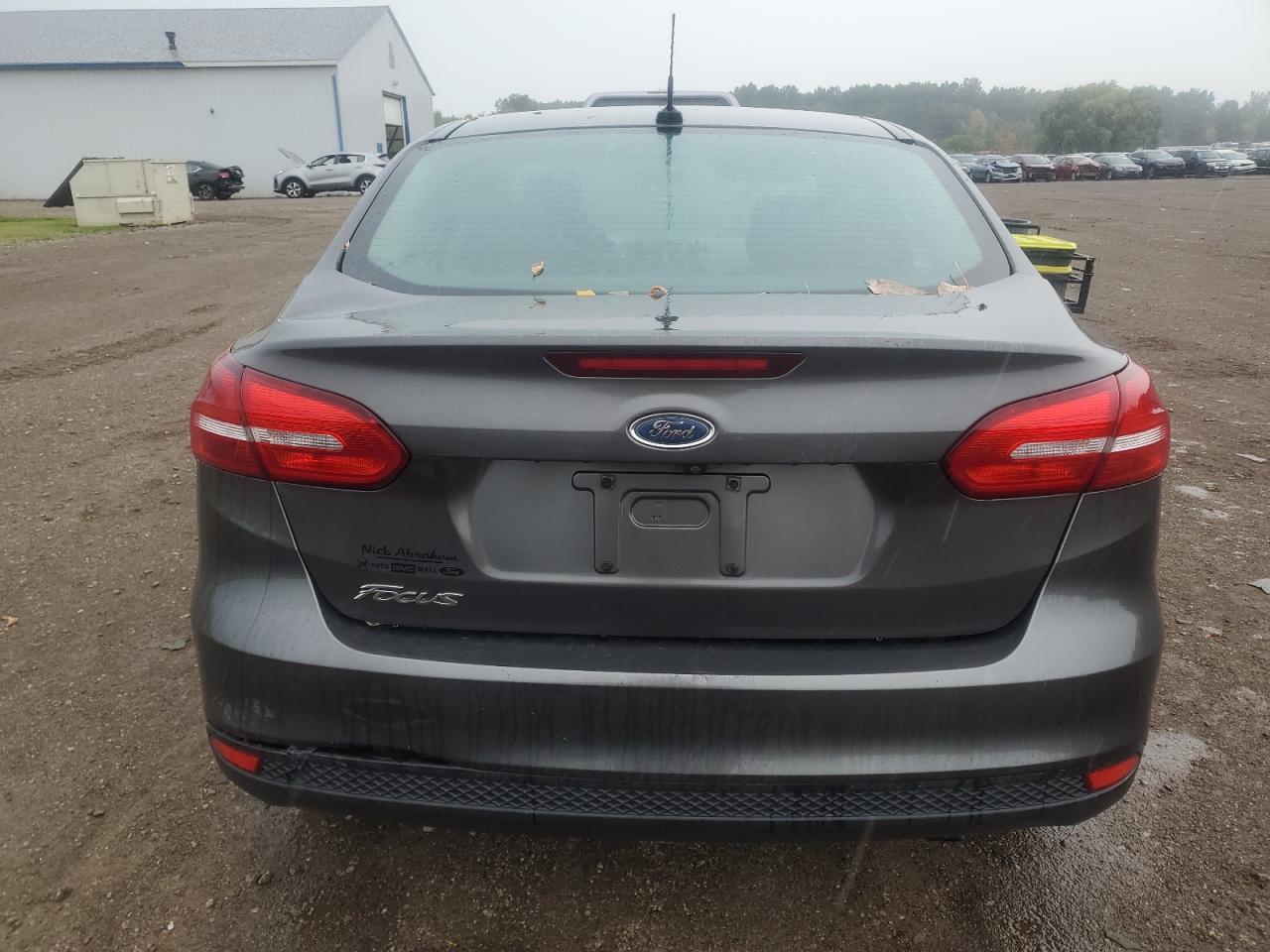 2015 Ford Focus S VIN: 1FADP3E20FL310526 Lot: 81652715