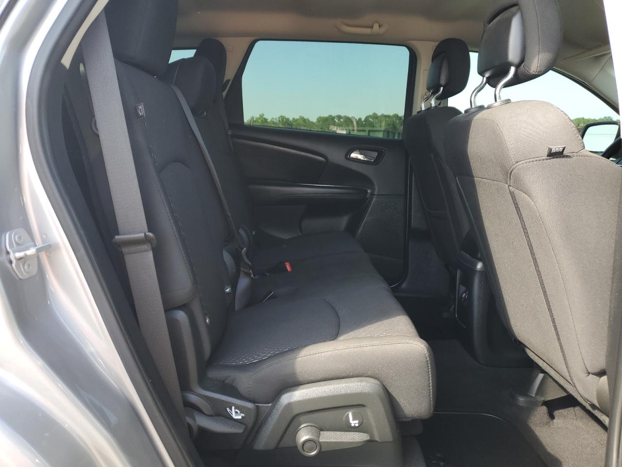 2018 Dodge Journey Se VIN: 3C4PDCAB8JT426821 Lot: 71302385