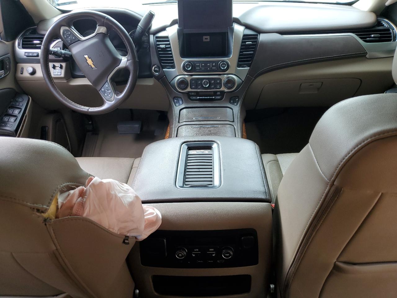 2020 Chevrolet Tahoe C1500 Premier VIN: 1GNSCCKC6LR221506 Lot: 81949285