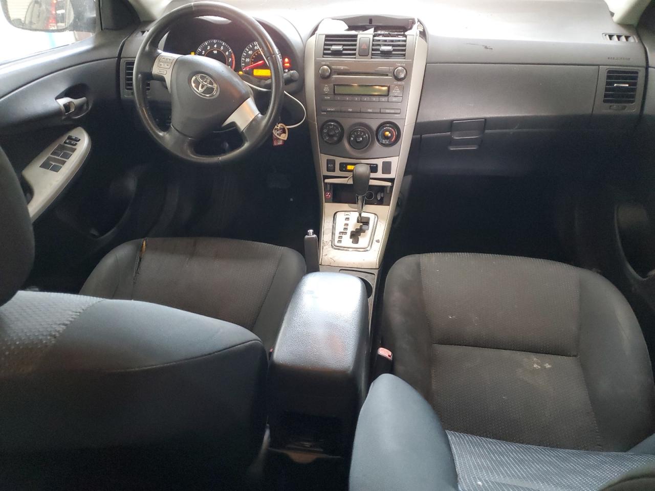 2010 Toyota Corolla Base VIN: 2T1BU4EE2AC465623 Lot: 81949745