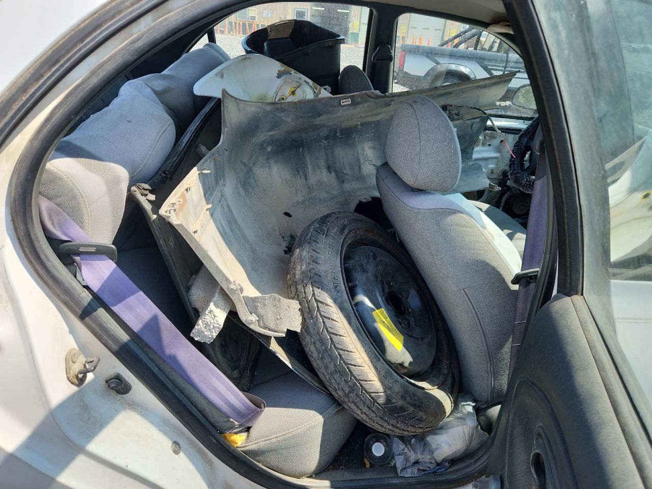 1998 Hyundai Elantra VIN: KMHJF24M9WU661258 Lot: 80200505