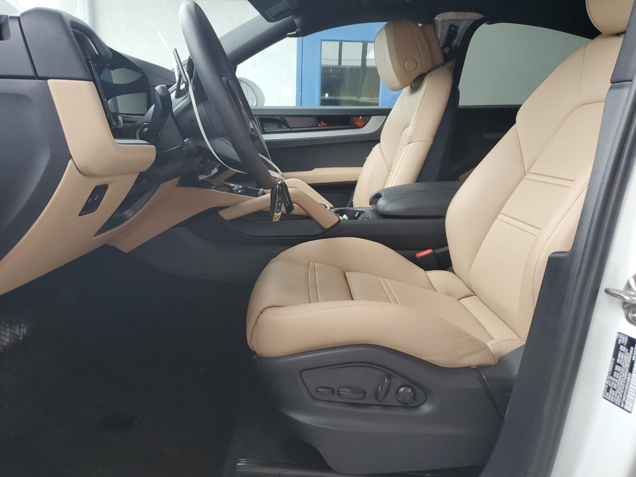 2025 Porsche Cayenne Coupe VIN: WP1BA2AY6SDA30832 Lot: 71291165