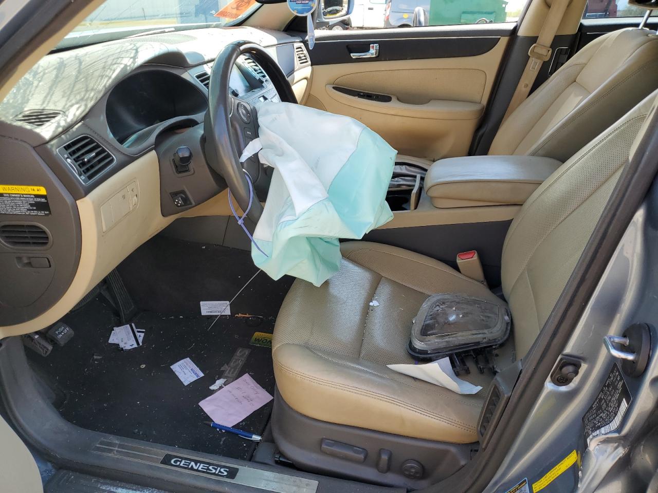 2010 Hyundai Genesis 4.6L VIN: KMHGC4DF5AU097861 Lot: 84283365