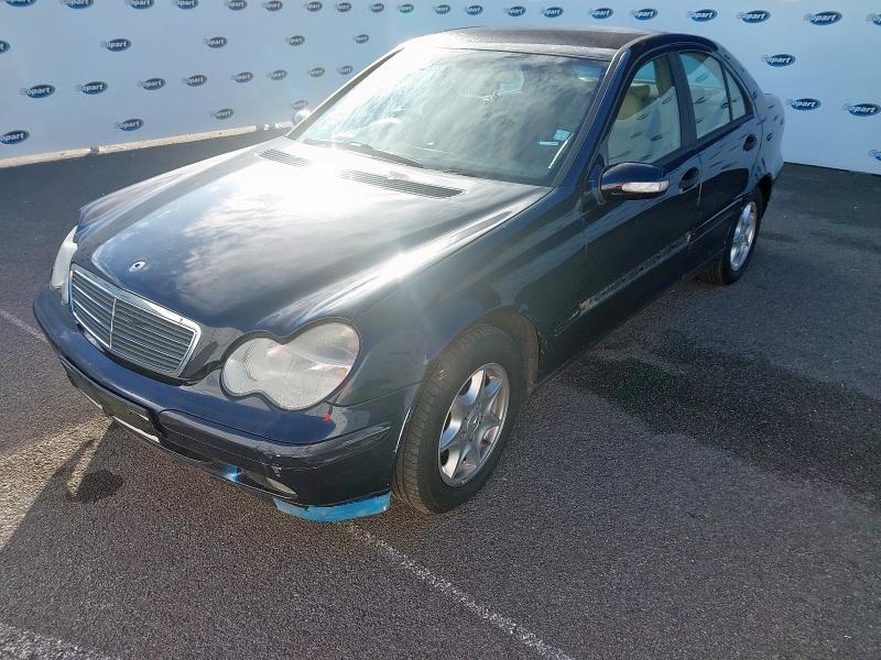2002 MERCEDES-BENZ C CLASS C180K CLASSIC SE 4DR AUTO for sale at Copart SANDTOFT