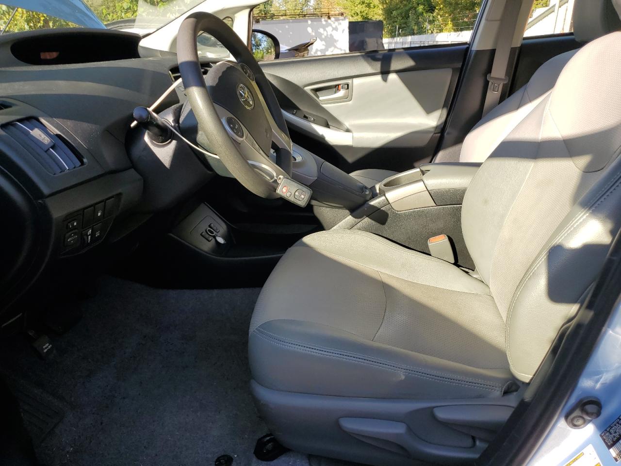 2014 Toyota Prius Plug-In VIN: JTDKN3DP1E3055601 Lot: 81811335