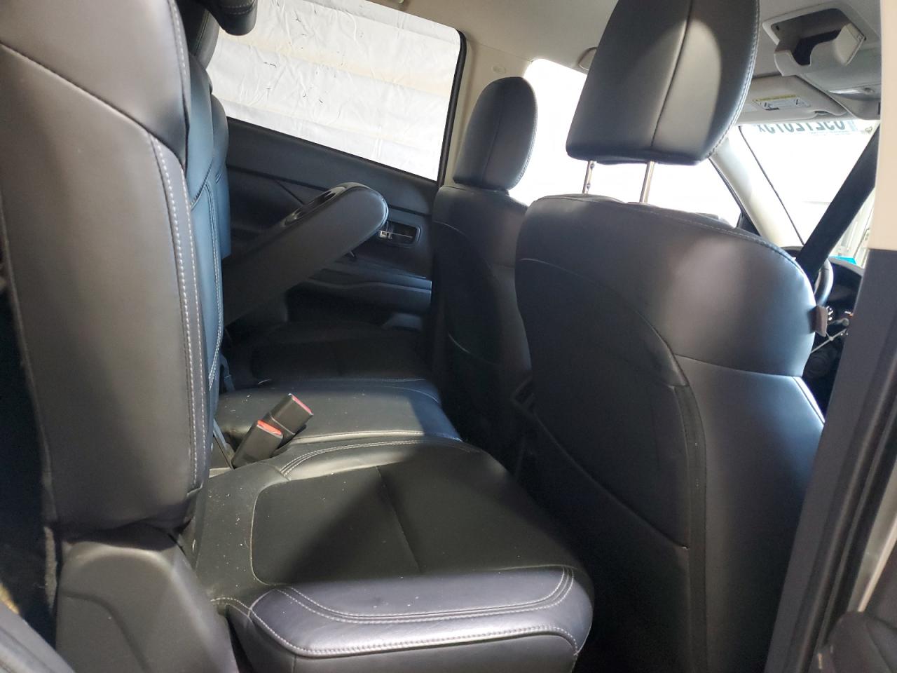 2020 Mitsubishi Outlander Se VIN: JA4AZ3A3XLZ035675 Lot: 69272075